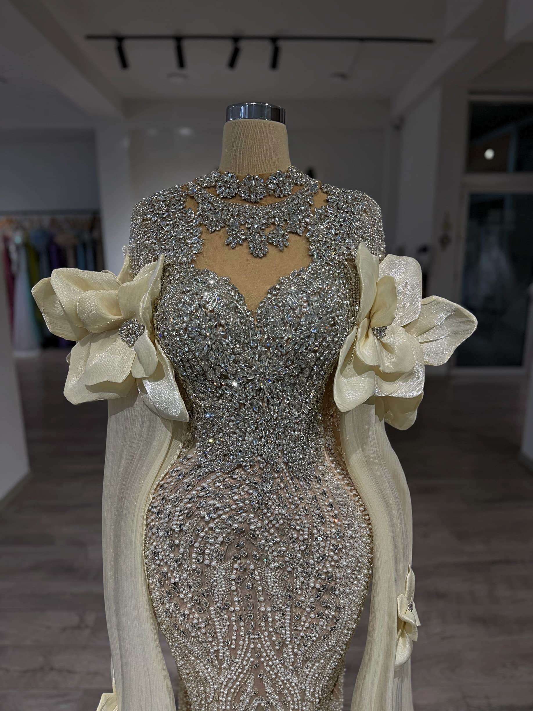 Saphire gown